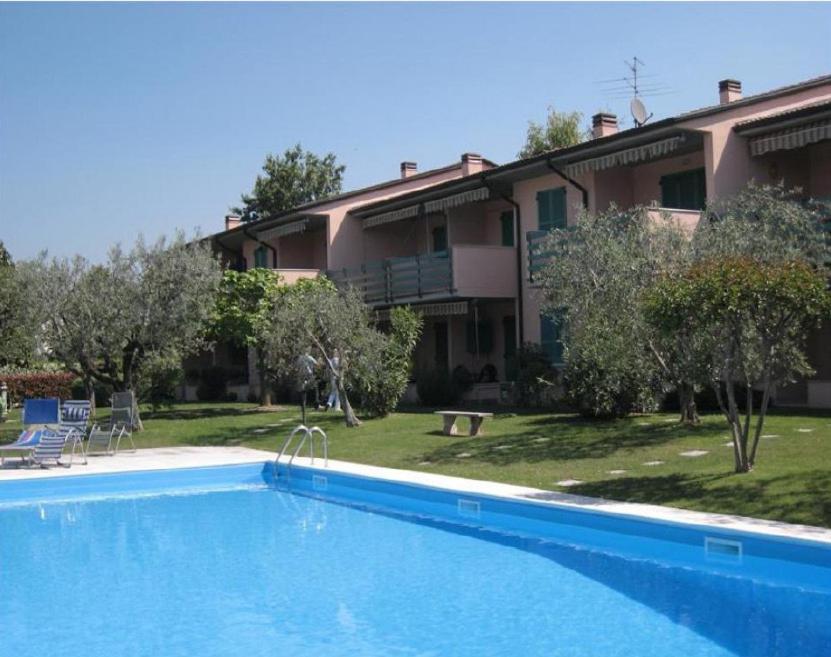 Apartment Ortensia - Regarda Travel Лацизе Екстериор снимка