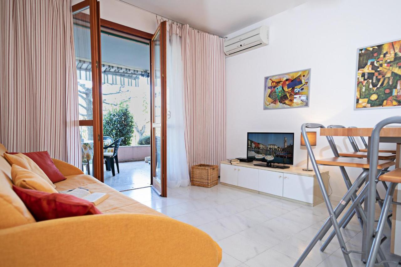 Apartment Ortensia - Regarda Travel Лацизе Екстериор снимка